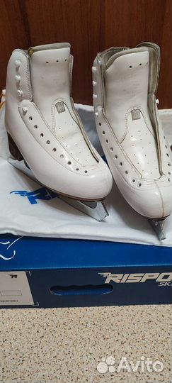 Профес-ные фигурные коньки Risport Excellence JR