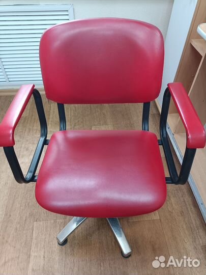 Оборудование для парикмахерской