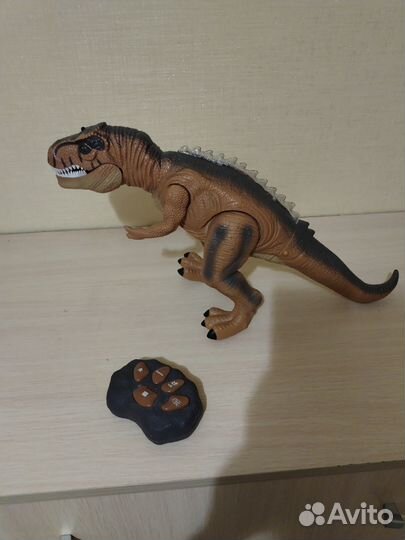 Динозавр интерактивный на радиоуправлении