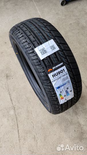 Headway HU901 215/55 R17 98W