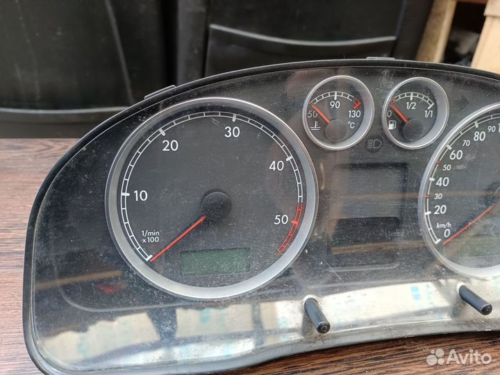 Щиток приборов для VW Passat b5 b5+ 3B0920829A