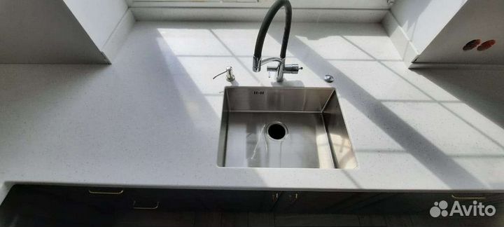 Столешница из искусственного камня