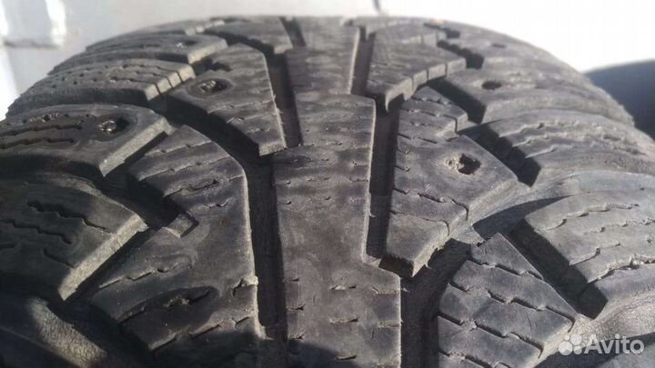 Nokian Tyres Hakkapeliitta 5 215/60 R17 100