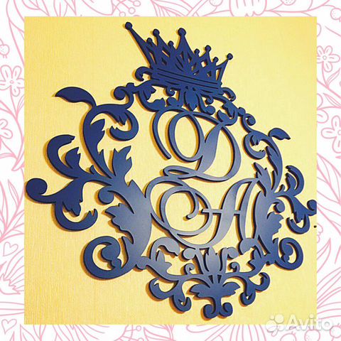 Герб с монограммой на свадьбу