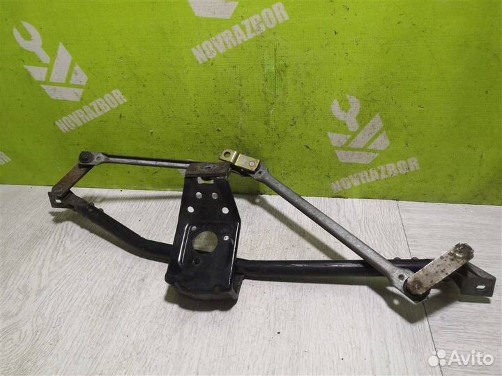 Трапеция стеклоочистителей Ауди 80 90 Б3