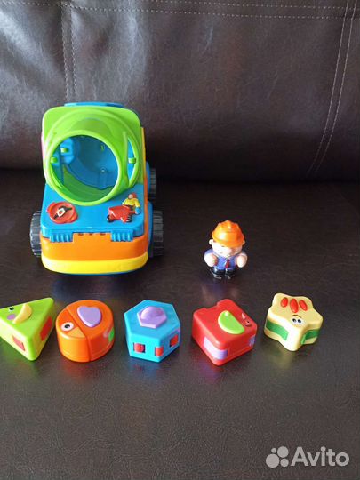 Развивающая игрушка сортер