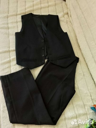 Костюм брючный