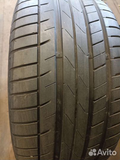 Starmaxx Ultrasport ST760 255/40 R18 99W