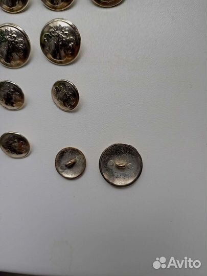 Пуговицы с гербом от пиджака Zara