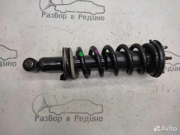 Стойки передние w470 X-class 699.301 2018