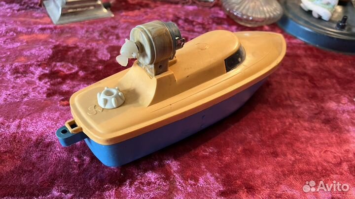 Игрушка катер СССР
