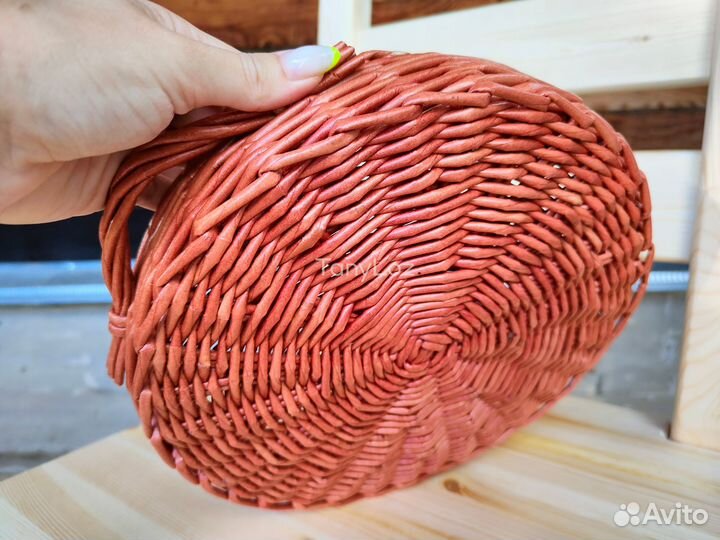 Поднос из бумажной лозы