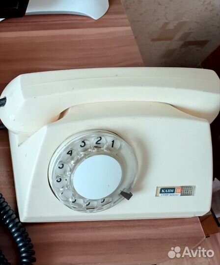Телефон дисковый