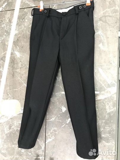 Школьный костюм