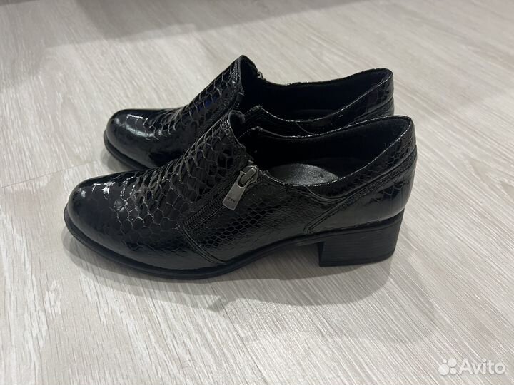 Ботинки осенние женские 37 размера