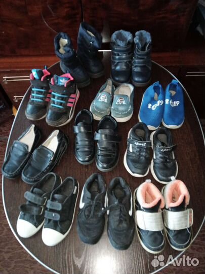 Обувь на мальчика разная