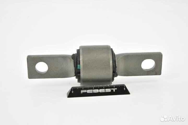 Сайлентблок верхнего рычага подвески зад прав