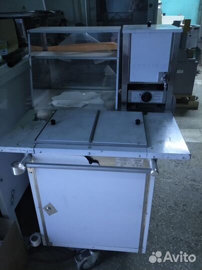 Прилавок передвижной С-15гс (1 бак на 25л, витр)