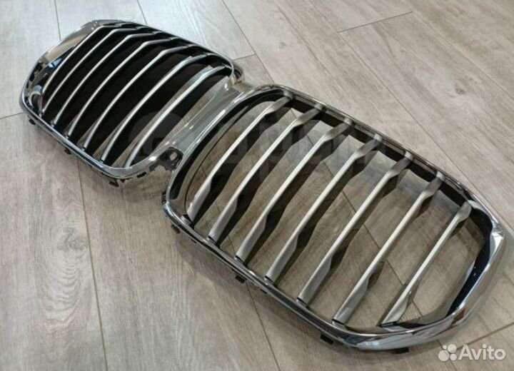 Решетка радиатора от BMW X5 2022 года