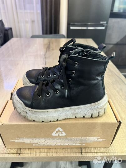 Ботинки для девочки кожаные