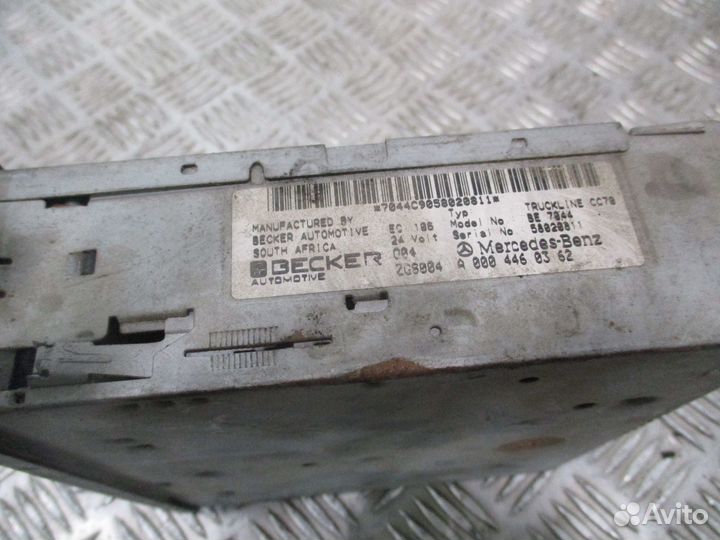 Магнитола Mercedes-Benz A0004460362