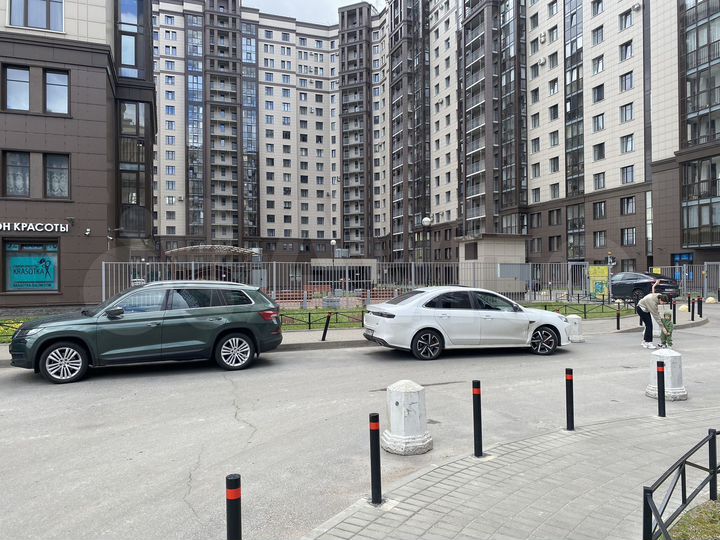 Машиноместо, 13 м²