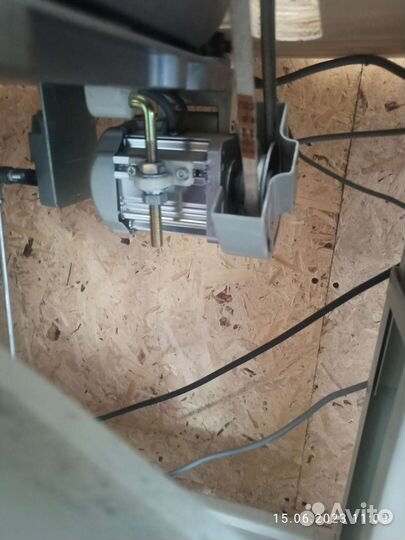 Швейная машинка оверлок