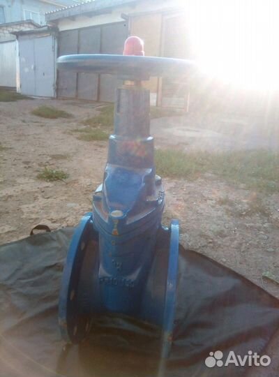 Задвижка мзв новая,чугунная с обрезиненным клином