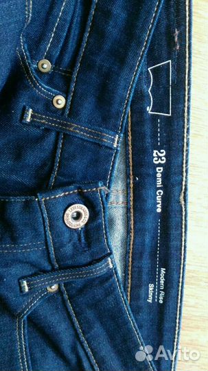 Женские джинсы levi's