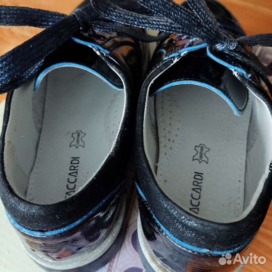 Ботинки для девочки 33 р