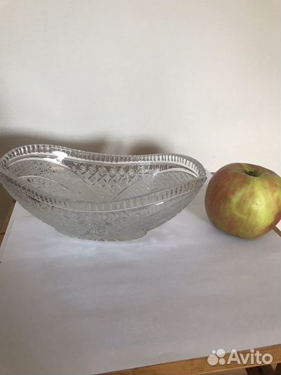 Продам набор хрустальной посуды