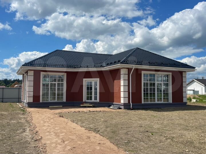 Коттедж 110 м² на участке 8 сот.