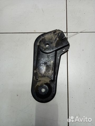 Chevrolet Cruze (J305) l кронштейн передней балки