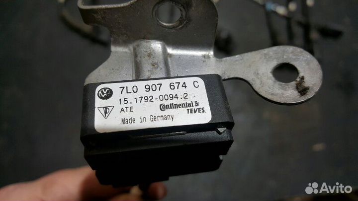 Датчик ускорения Porsche Cayenne 957 M48.51 08