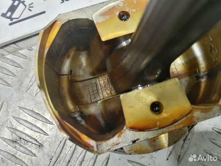 Поршень в сборе VQ35DE 3.5L Nissan