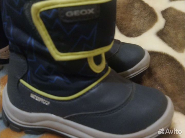 Обувь и комбинезон на 3 годика