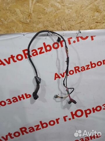 Коса двери Ford Maverick 06г.в