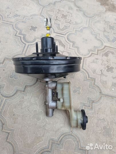 Главный тормозной цилиндр,ваккумник хонда фит gd1