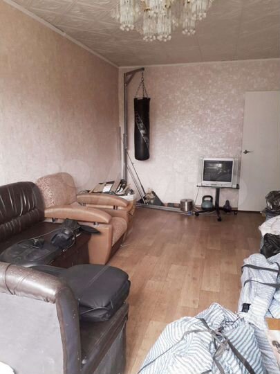 3-к. квартира, 63 м², 3/9 эт.