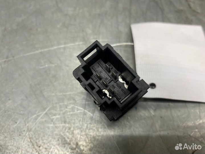 Кнопка корректора фар Volkswagen Bora 1997-2005