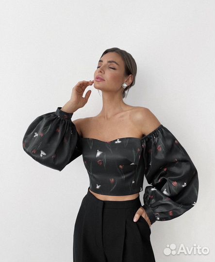 Топ с длинным рукавом