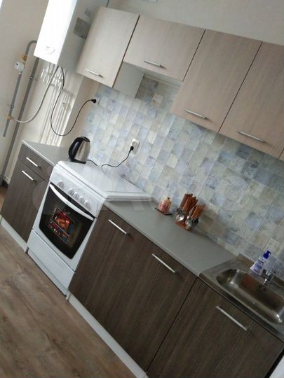 2-к. квартира, 46 м², 3/3 эт.