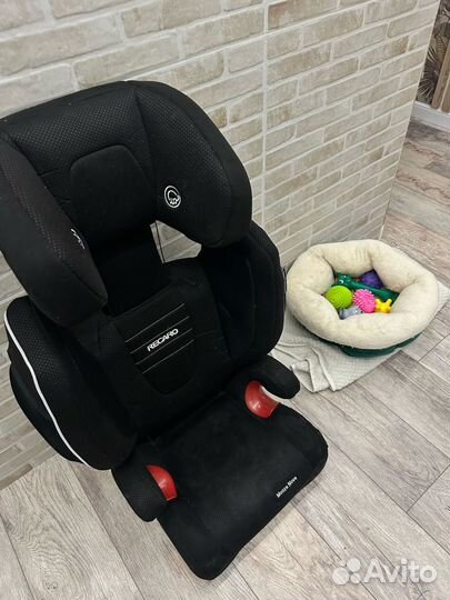 Автокресло recaro monza nova