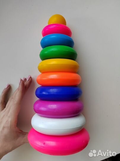 Игрушка пирамидка 9 колец