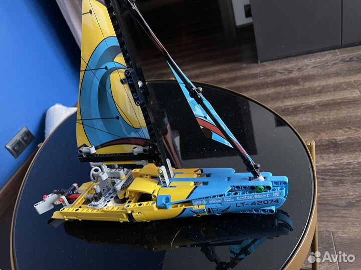 Парусник Lego