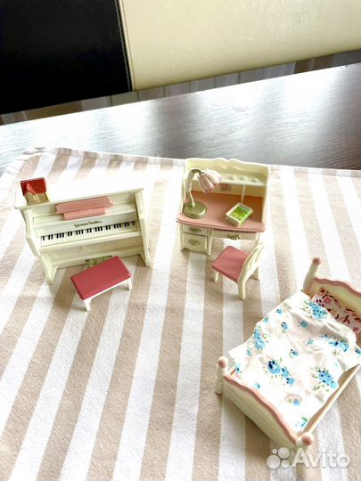 Набор спальня с фортепиано Sylvanian families