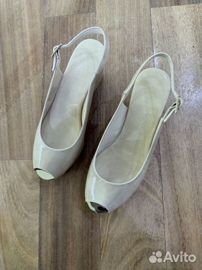 Туфли и босоножки женские 36 размер