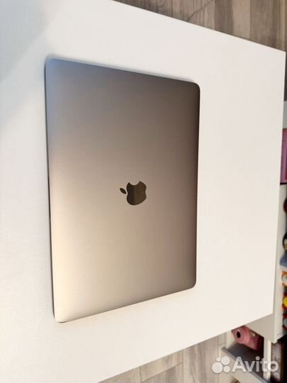 Apple macbook pro 13 2020 m1 8gb 256