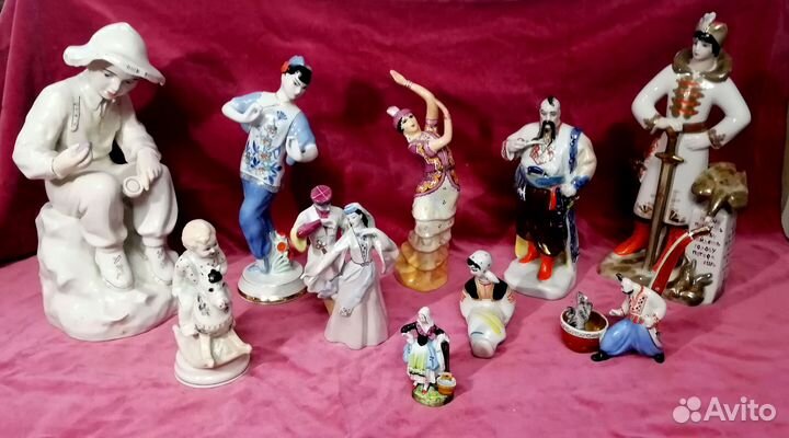 Фарфоровые статуэтки