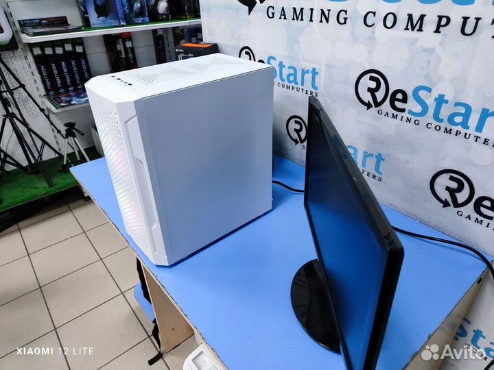 Белый красавец (8ядер\16ddr4\ssd\RX570 8gb)